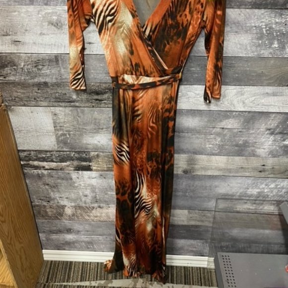 GOTSTYLE Animal Print Travel Resort Long Dress - Size: L - MI USA - **EUC** - Picture 6 of 6